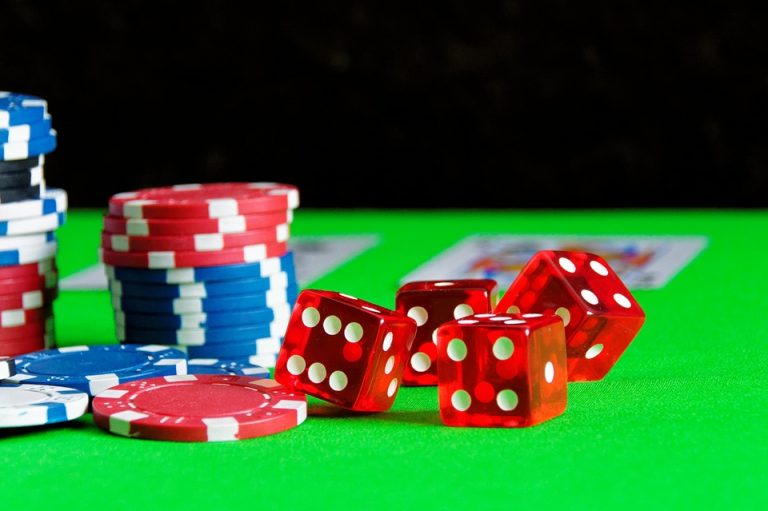 enjoy the adoring game capsa susunCapsasusun